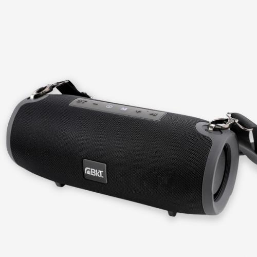BKT PARLANTE BKT PBB701NG  10WX2  RMS BLUETOOTH  PORTATIL FM / USB /SD - RESISTENTE AL AGUA